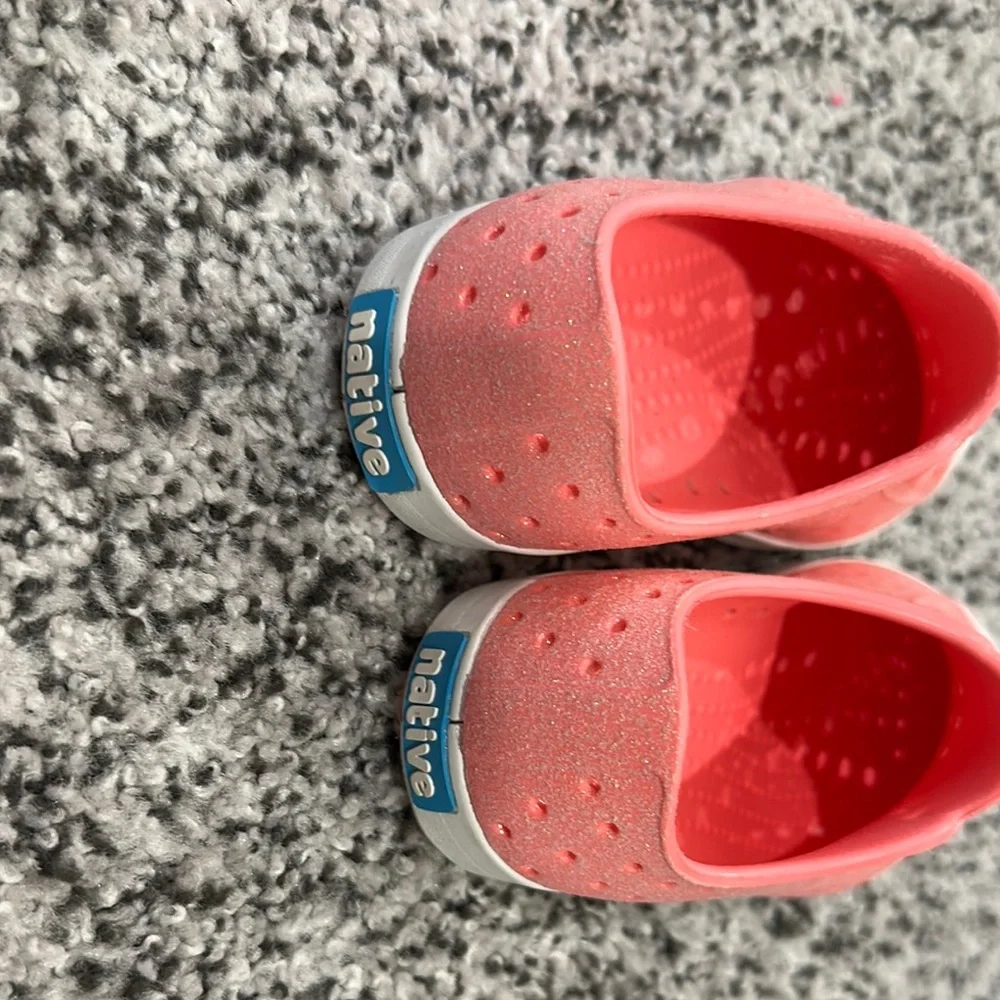 Natives pink sparkly slip on shoes size 10 - Picture 3 of 4